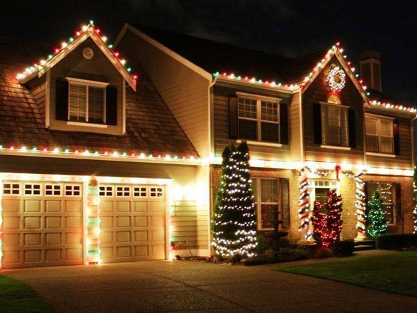 Residential-Christmas-Lighting